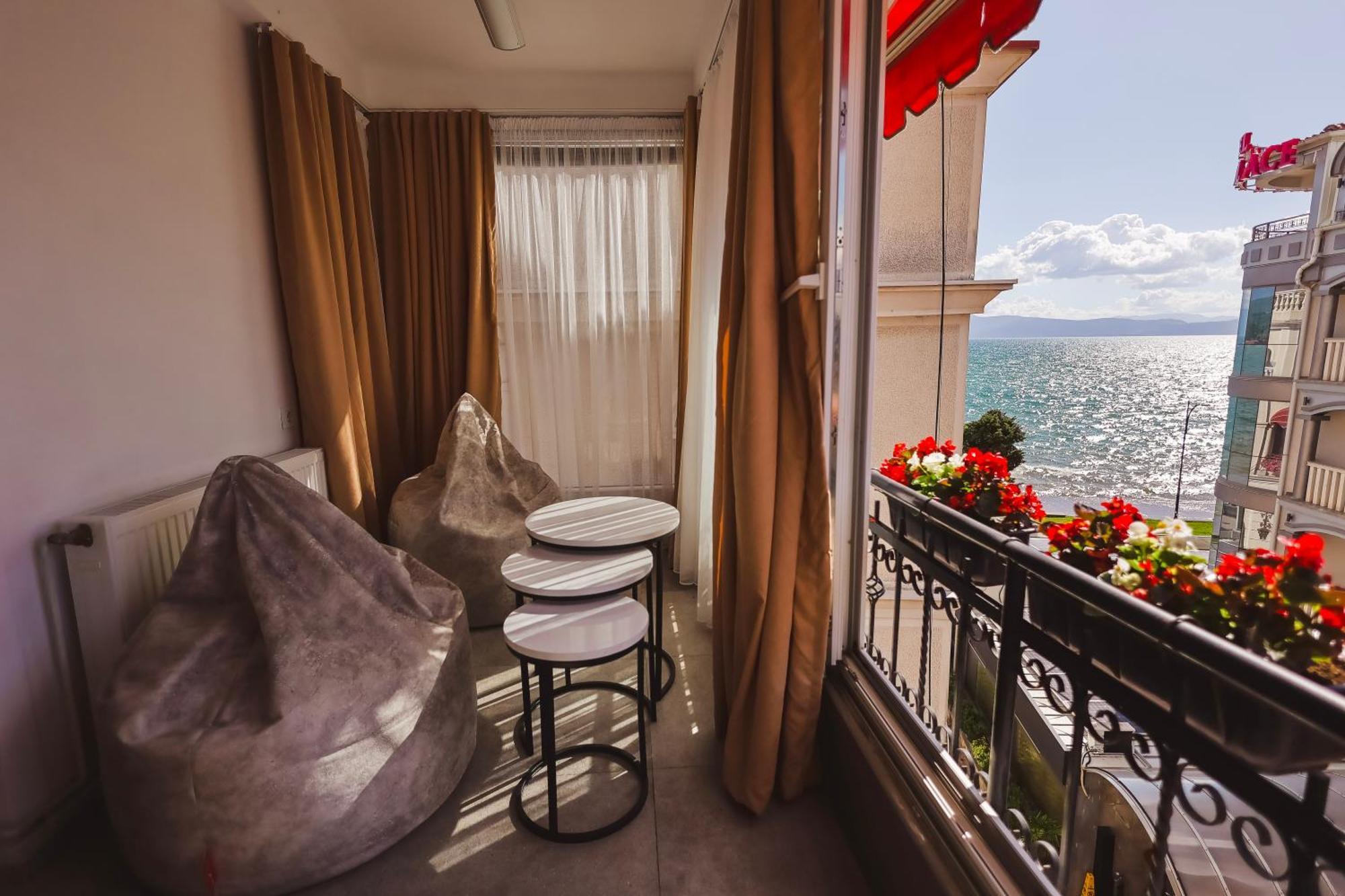 Ammotti Hotel Охрид Экстерьер фото