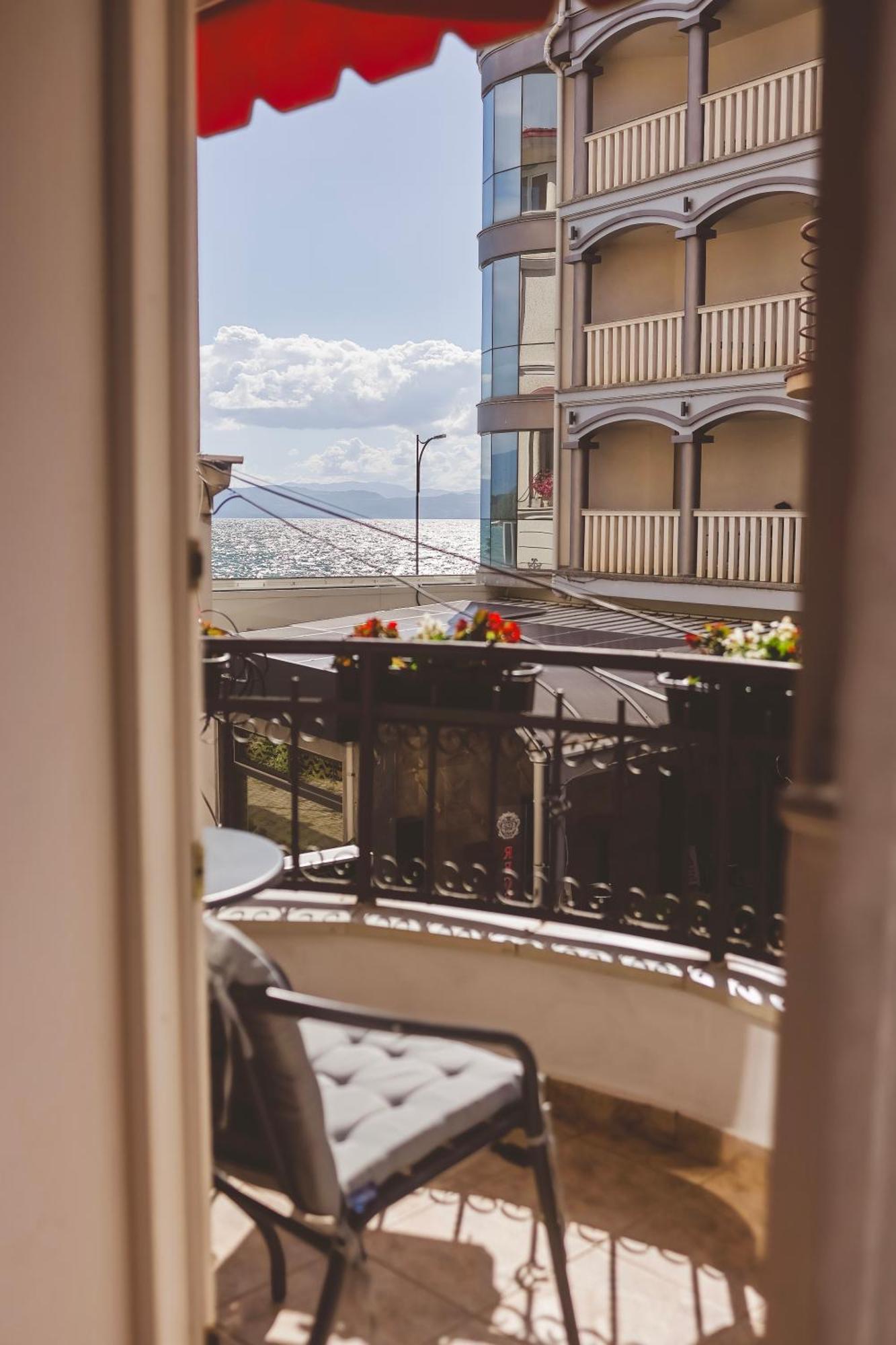 Ammotti Hotel Охрид Экстерьер фото