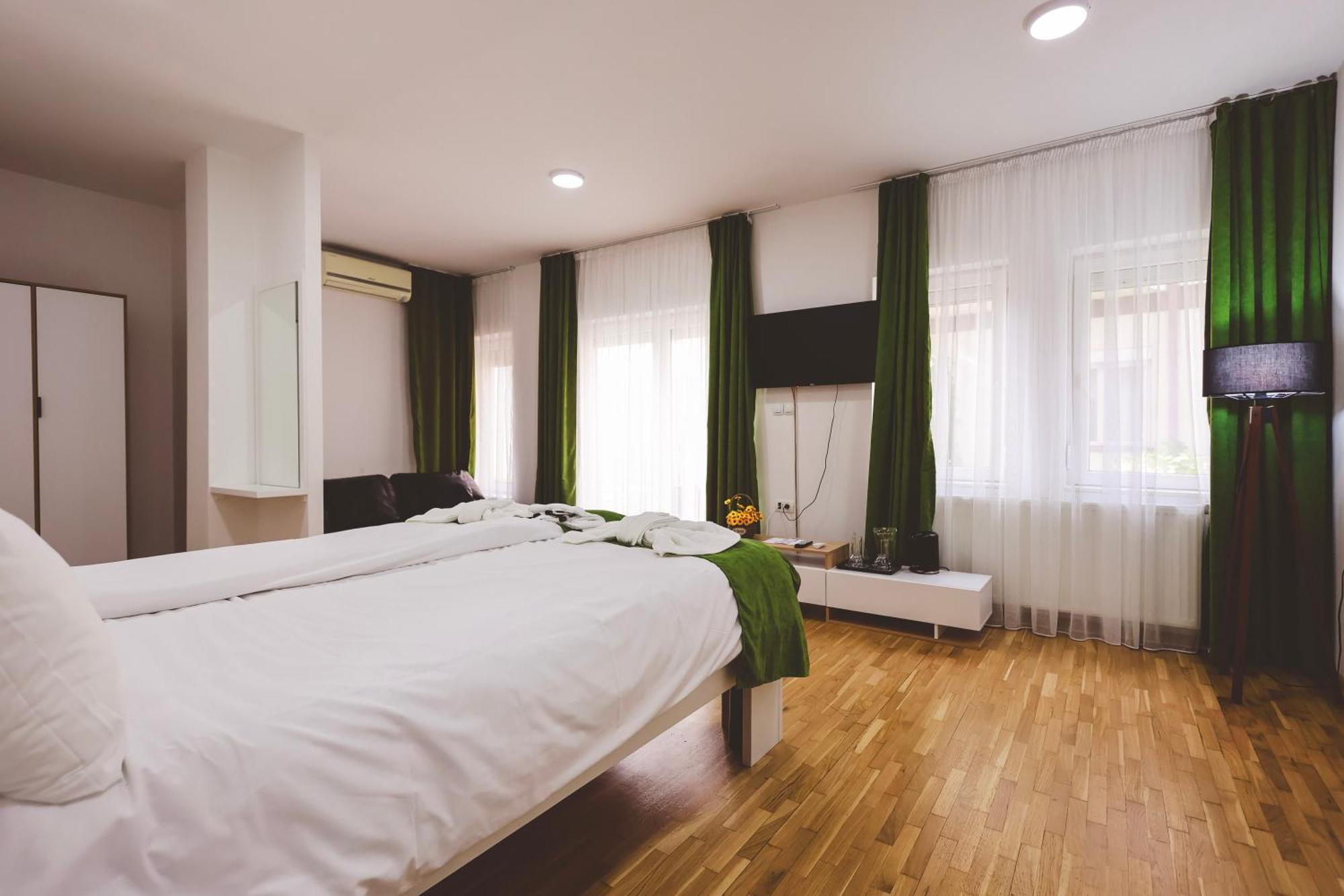 Ammotti Hotel Охрид Экстерьер фото